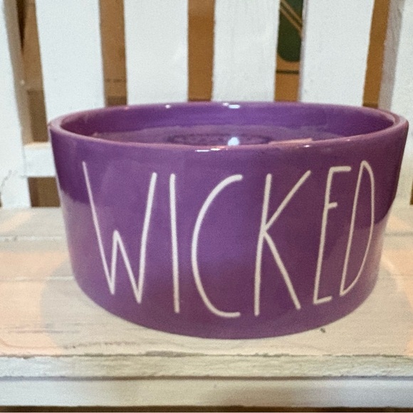 Purple Wicked Bowl Candle Scarlett Berry Scented - Picture 1 of 3